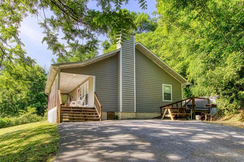 River Song, Near River, Hot Tub, Foosball, Wifi 1089 Free Tickets Each Paid Day, Dollywood And More 세비어빌 외부 사진