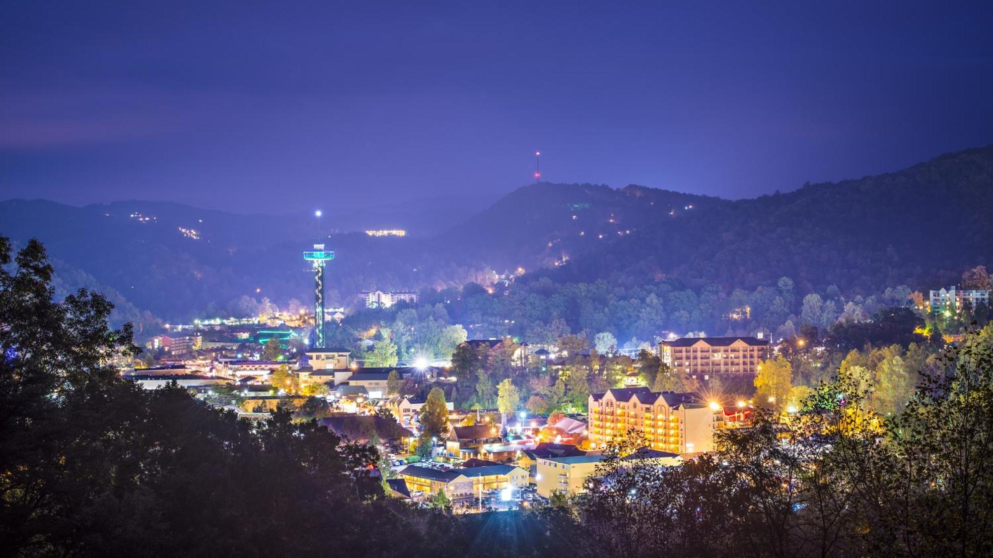 River Song, Near River, Hot Tub, Foosball, Wifi 1089 Free Tickets Each Paid Day, Dollywood And More 세비어빌 외부 사진